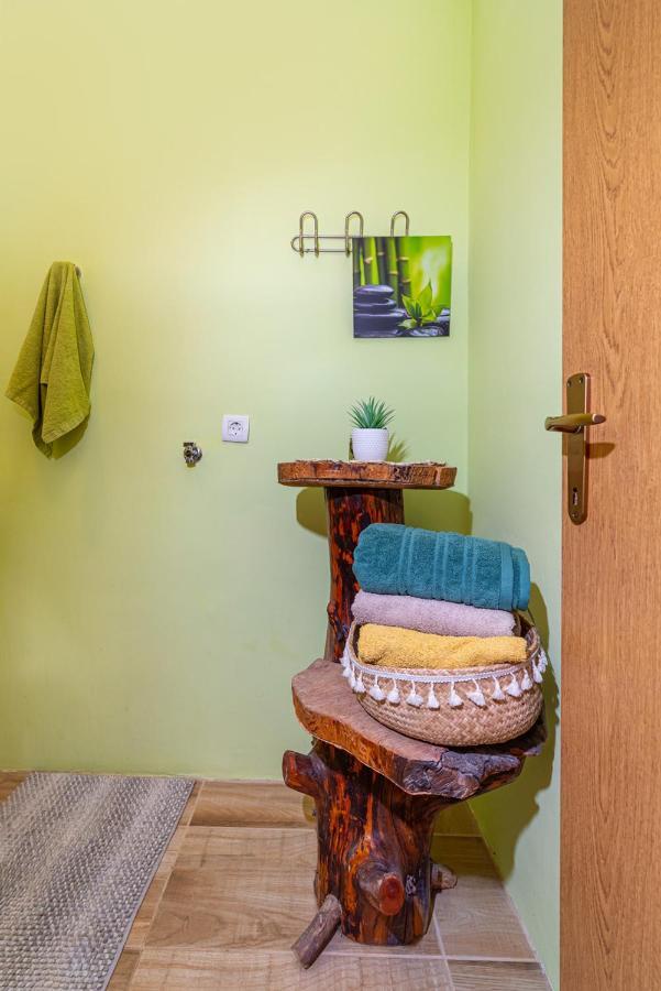 Apartments Maris Novigrad  Luaran gambar