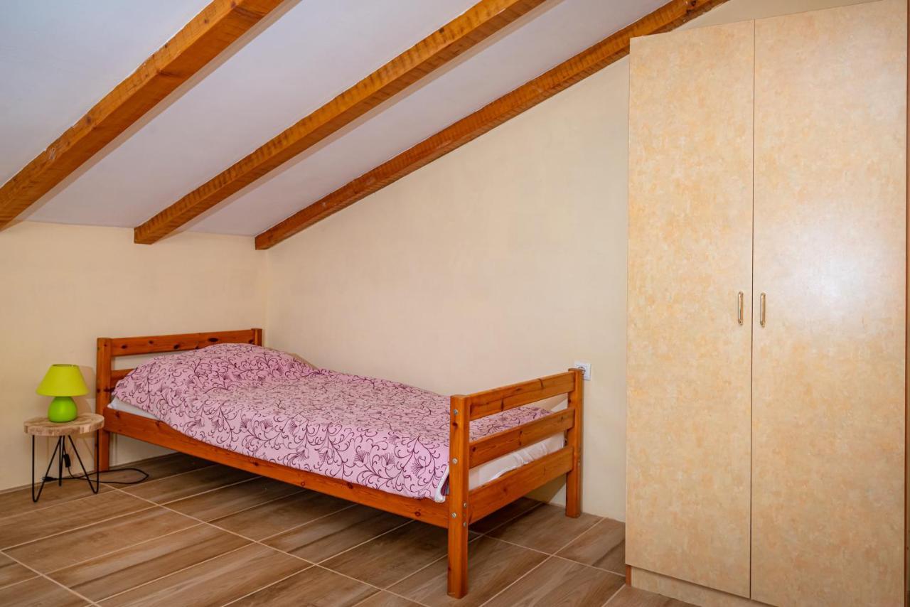 Apartments Maris Novigrad  Luaran gambar