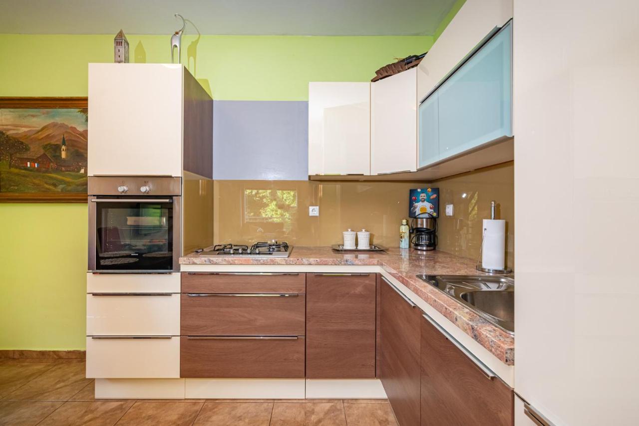 Apartments Maris Novigrad  Luaran gambar